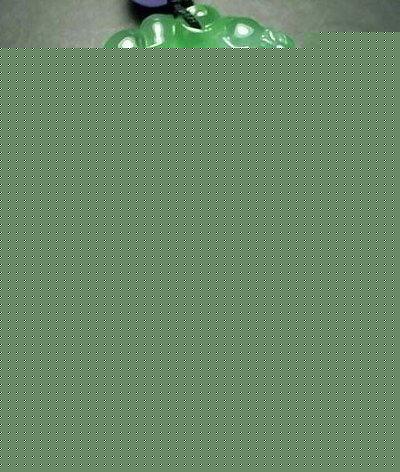 小紅書上買翡翠:如何避免被騙?購買手鐲真假怎么分辨?如何處理購買劣質貨的視頻?